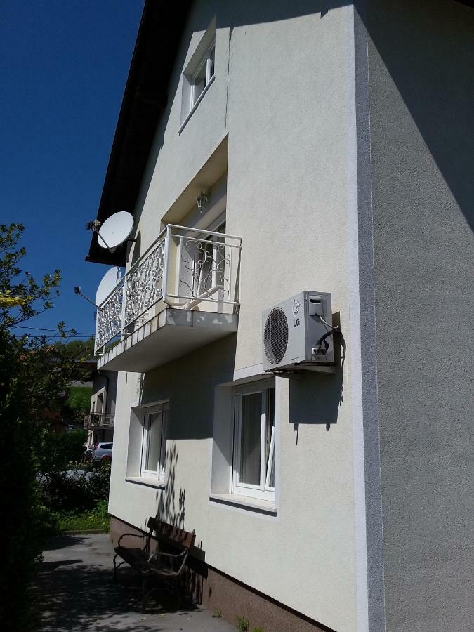 Vila Bbq Ljubljana Dış mekan fotoğraf